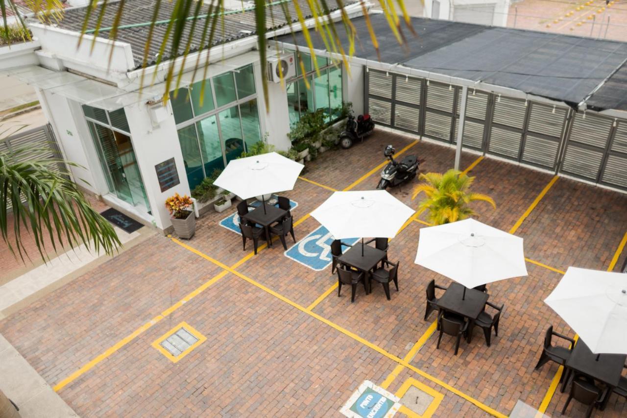 Hotel Manantial Melgar Exterior foto